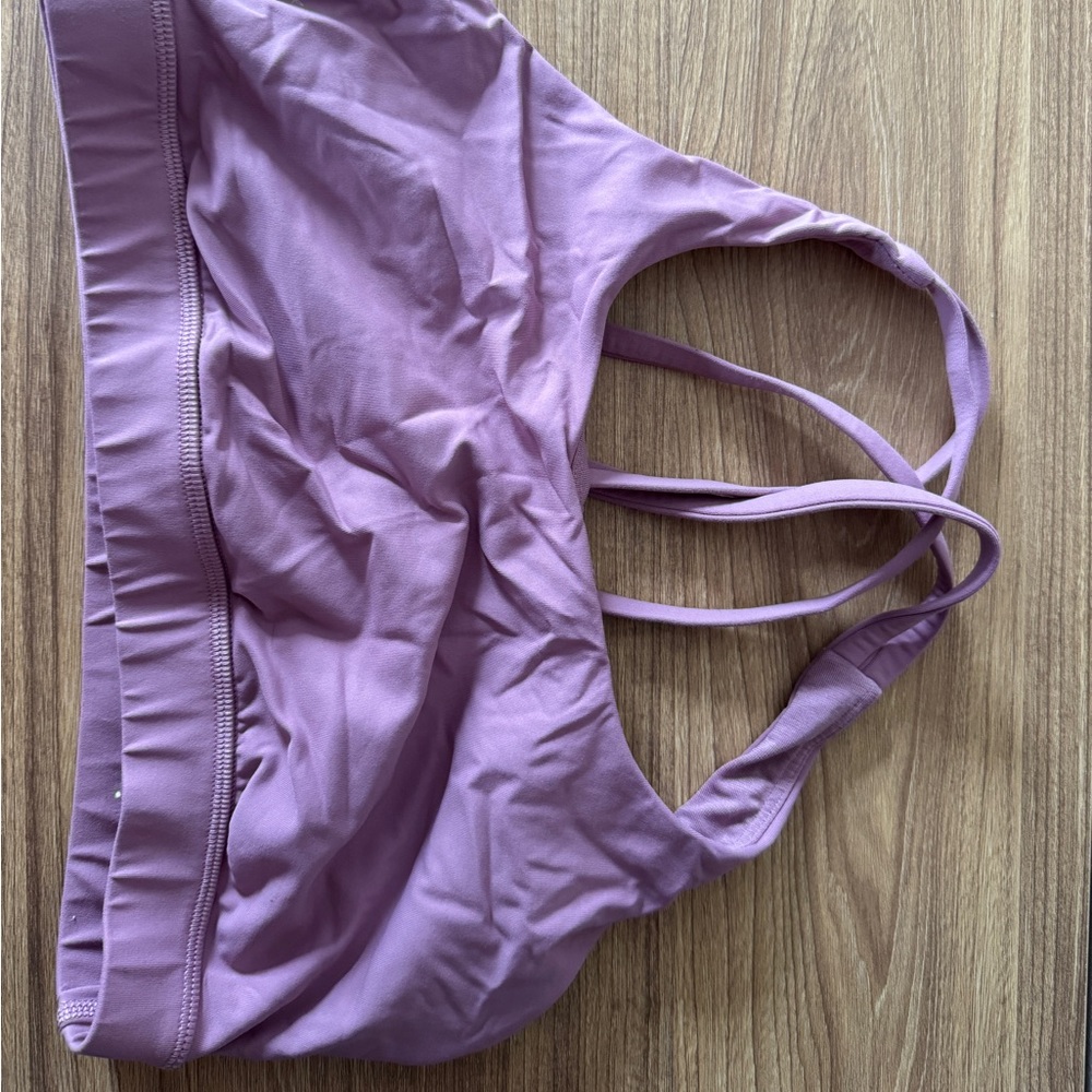 Lululemon sports bra